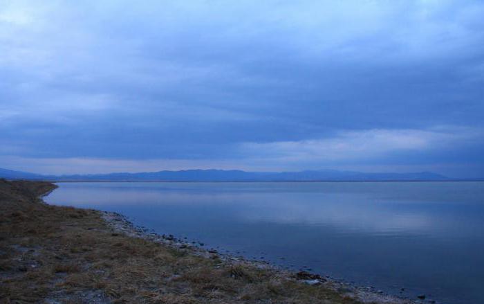 Vedere din Siberia - Lacul Chernoe (Khakassia)