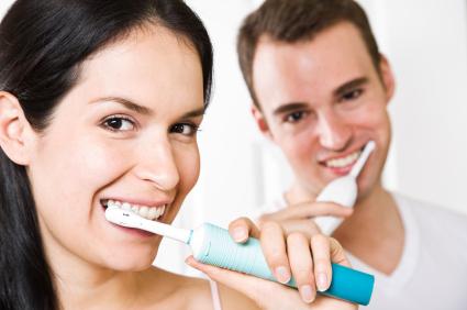 Cavitatea orală sănătoasă: cum să elimini calculii dentare în casă